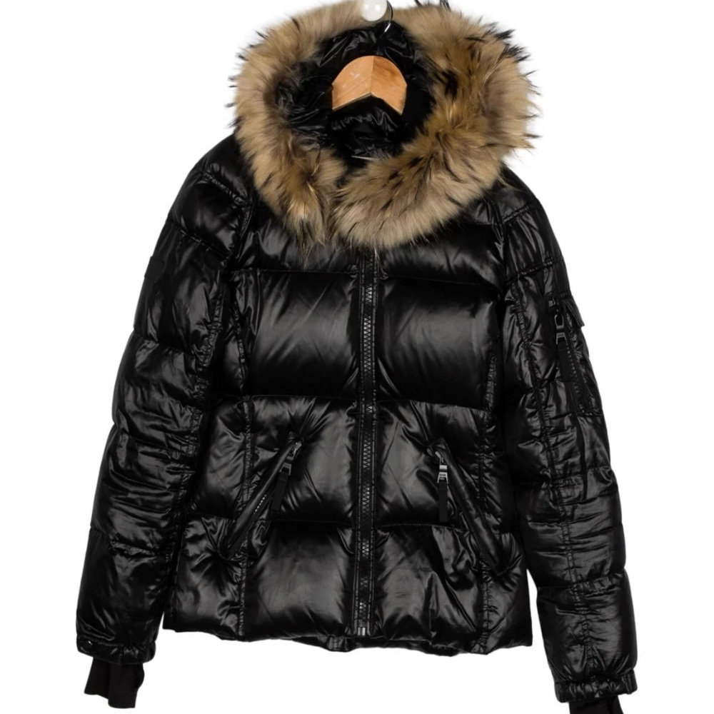 Barely used Sam coat size small in perfect condition WOMANS